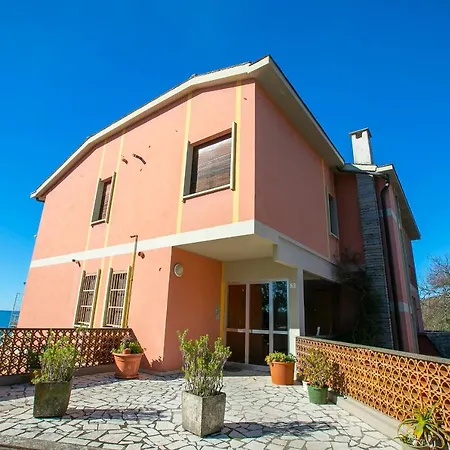 Apartment La Casa Di Antonio 500 Mt From Sea - Happy