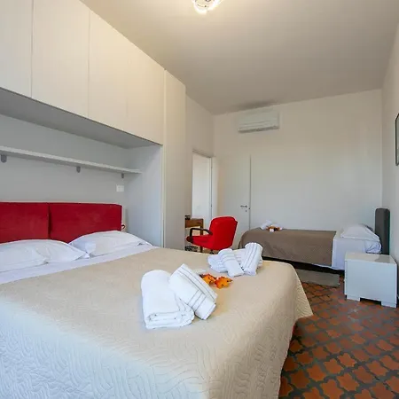 La Casa Di Antonio 500 Mt From Sea - Happy Apartment
