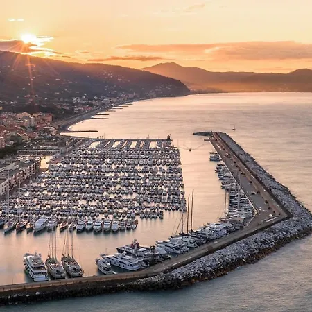 Apartment La Casa Di Antonio 500 Mt From Sea - Happy *